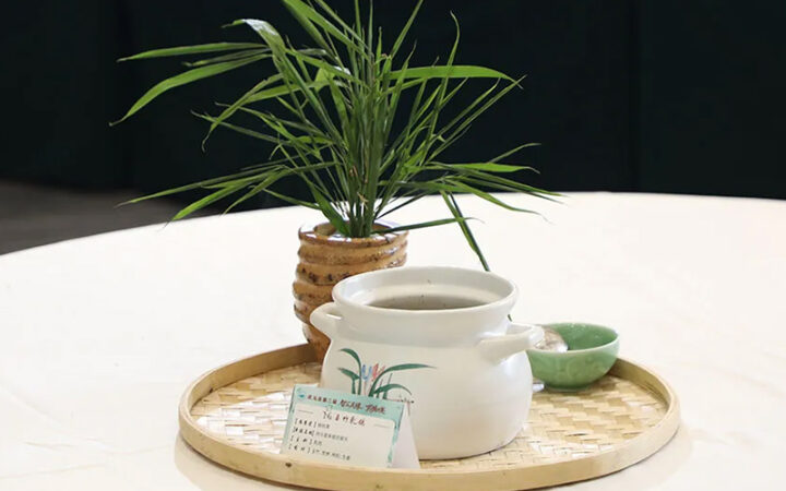 第三届“庆元十大药膳”出炉-玉竹乳鸽